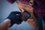 Арзамасские полицейские раскрыли кражу сотового телефона в баре