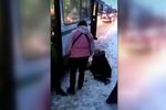 Кондуктор арзамаского автобуса подралась с пассажиркой (видео)