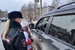 Арзамасские госавтоинспекторы и школьники призвали водителей быть внимательнее к детям на дороге