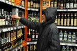 В Арзамасе полицейские раскрыли кражу алкогольной продукции и продуктов питания из магазина