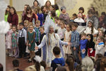 Воспитанники воскресной школы Красного побывали на Архиерейской Рождественской елке