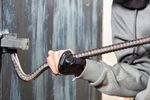 Арзамасские полицейские задержали подозреваемого в совершении кражи металлических ворот