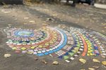 Арзамасские студенты «ремонтируют» дорожные ямы с помощью мозаики