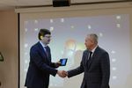 Директору АПИ НГТУ В.В. Глебову вручен нагрудных знак «За социальное партнерство»